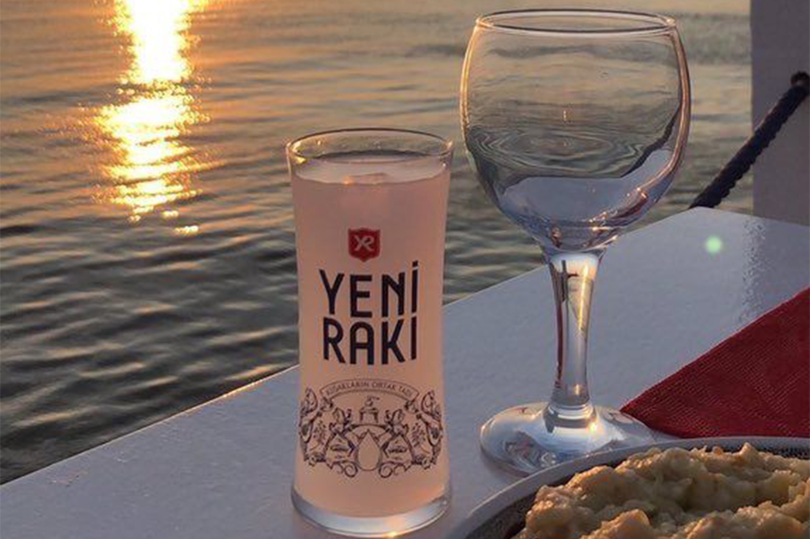 Foça’da Rakı & Balık Keyfi Yapmak için 5 Sebep